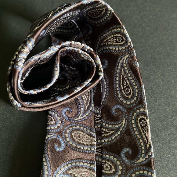 Michael Kors Brown Blue Paisley Silk Tie - New with Tags - Picture 8 of 16
